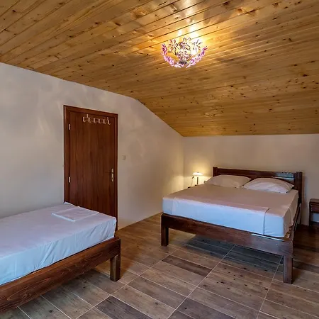 Stara Kuca Estate * Ljubuški