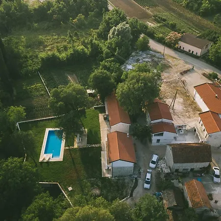 Stara Kuca Estate Ljubuški